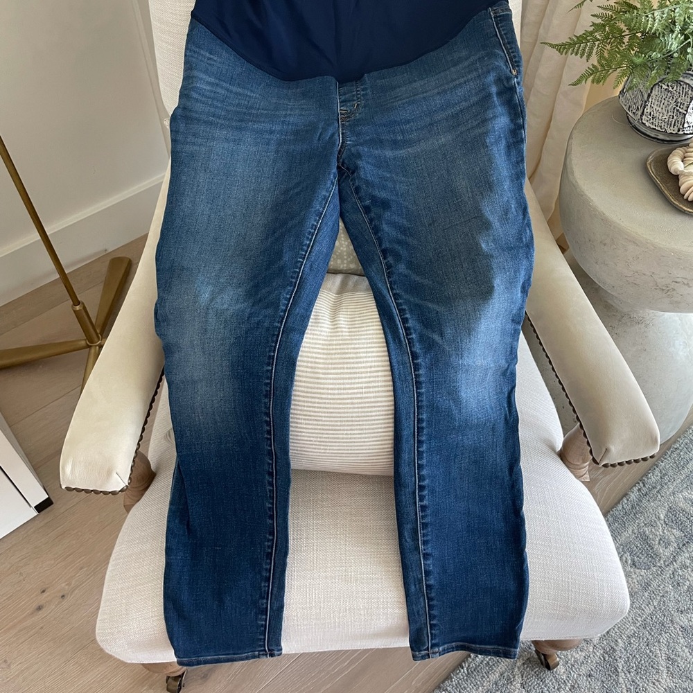 Maternity Over-the-belly Skinny Jeans Size 32R